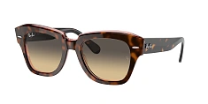 Солнцезащитные очки Ray-Ban  